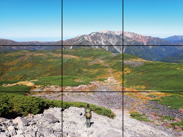 液晶モニターペぜルが入る写真